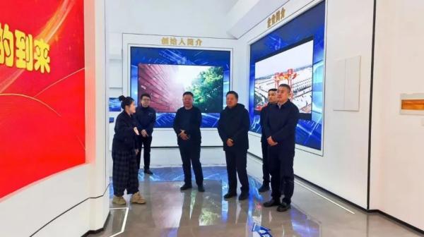 领导关怀|开原市市委书记谭会波一行莅临J9.COM起重